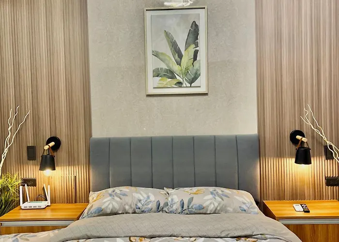 Amani Luxe Free Pool And Gym Access *