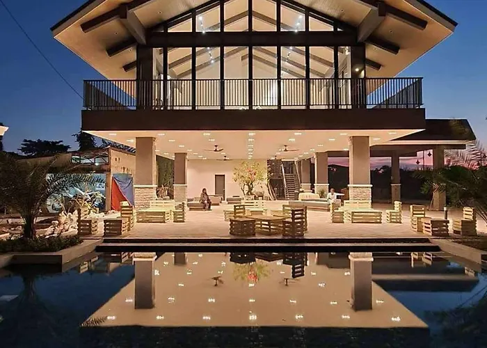 Amani Luxe Free Pool And Gym Access *